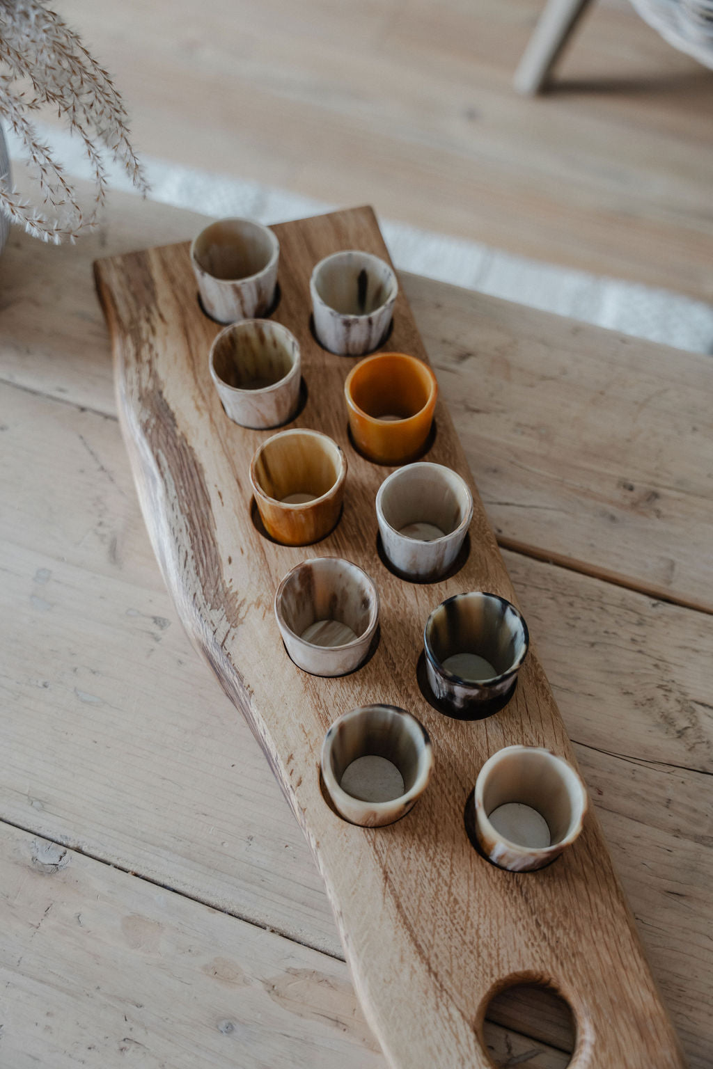 Numbered Peg Finder Shot Glasses With Oak Display Board | Box of 10