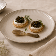 Load image into Gallery viewer, Horn Caviar Spoon