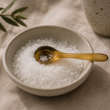 Load image into Gallery viewer, Horn Salt Spoon