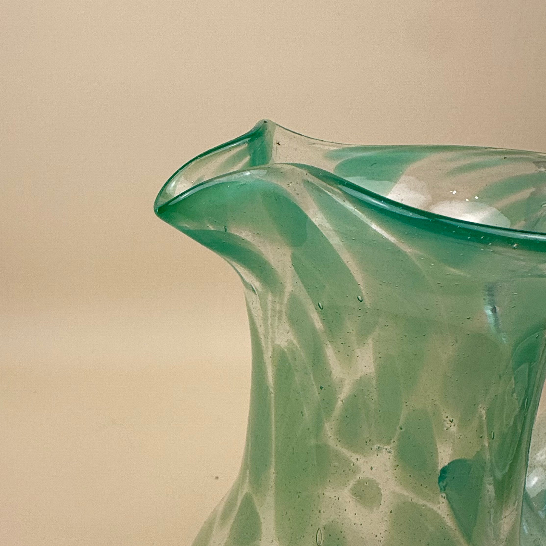 Water Jug | Green Dotted